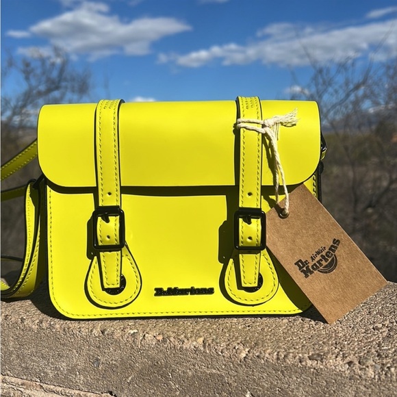 Dr. Martens Handbags - 💥 New Dr. Martens Yellow 7 Inch Crossbody Satchel Bag 💥